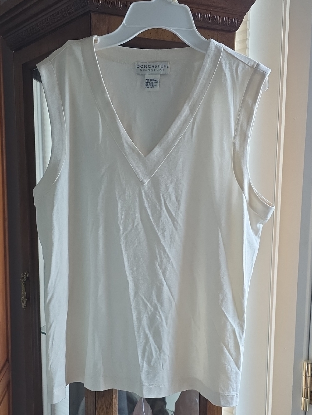 Doncaster Cream V-Neck Sleeveless Tank Top